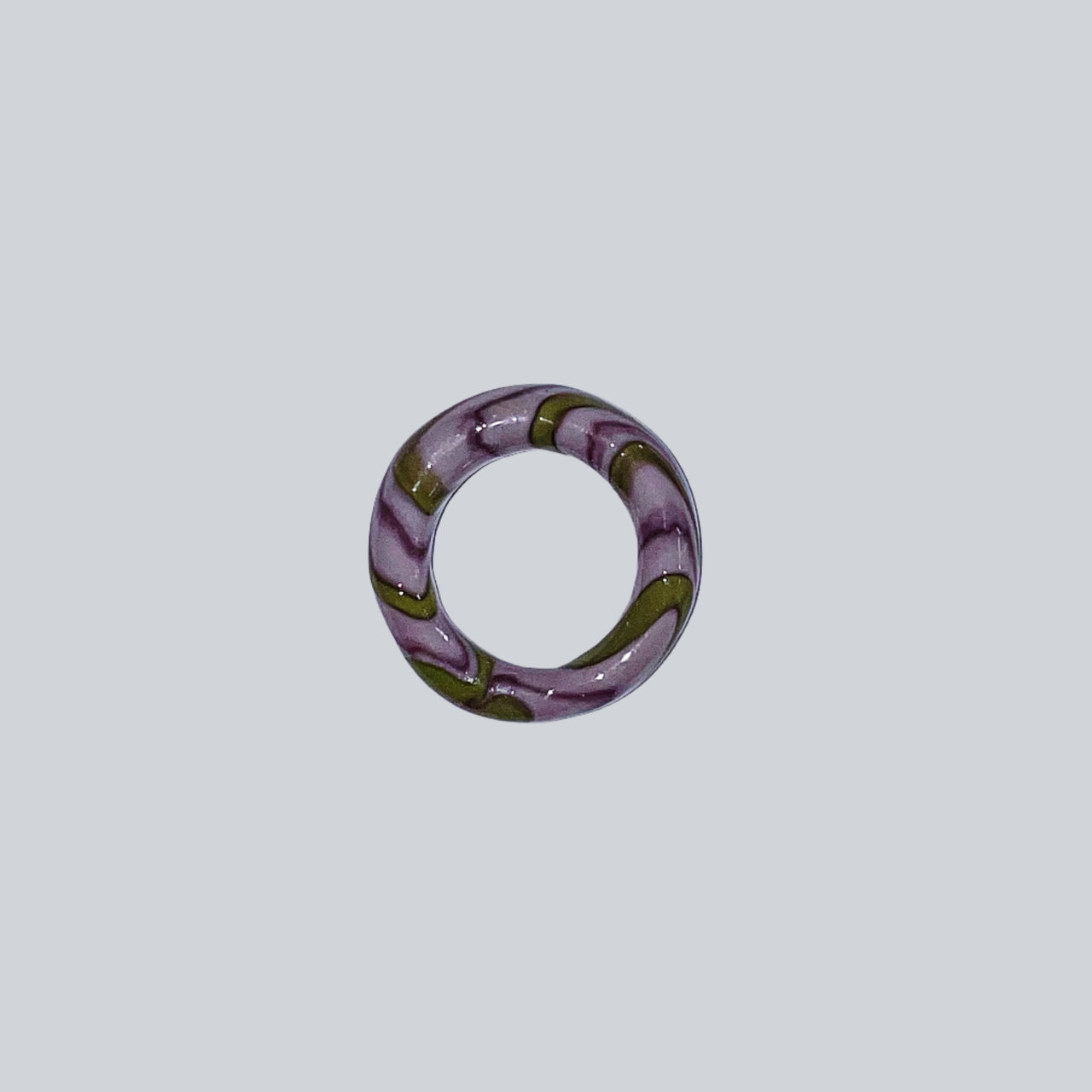 Sageberry Spiral Glass Ring